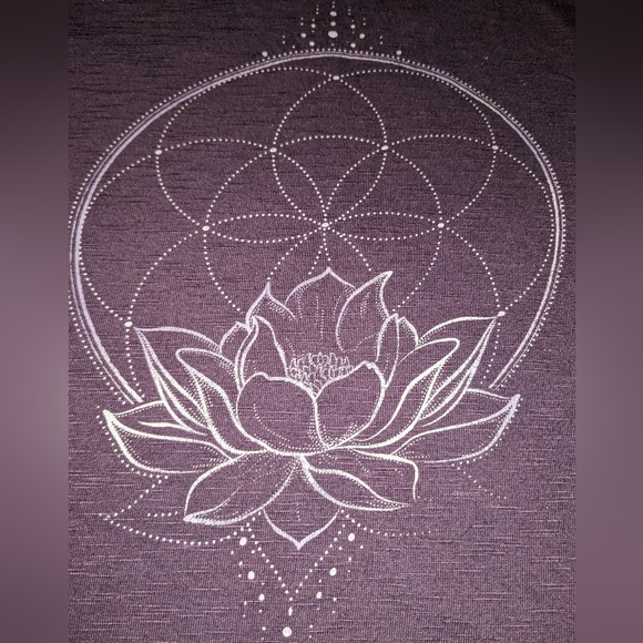 Gaiam Floral Tank Top 💜 - Picture 3 of 6